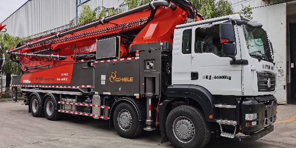 科尼樂(lè)汕德卡58米泵車