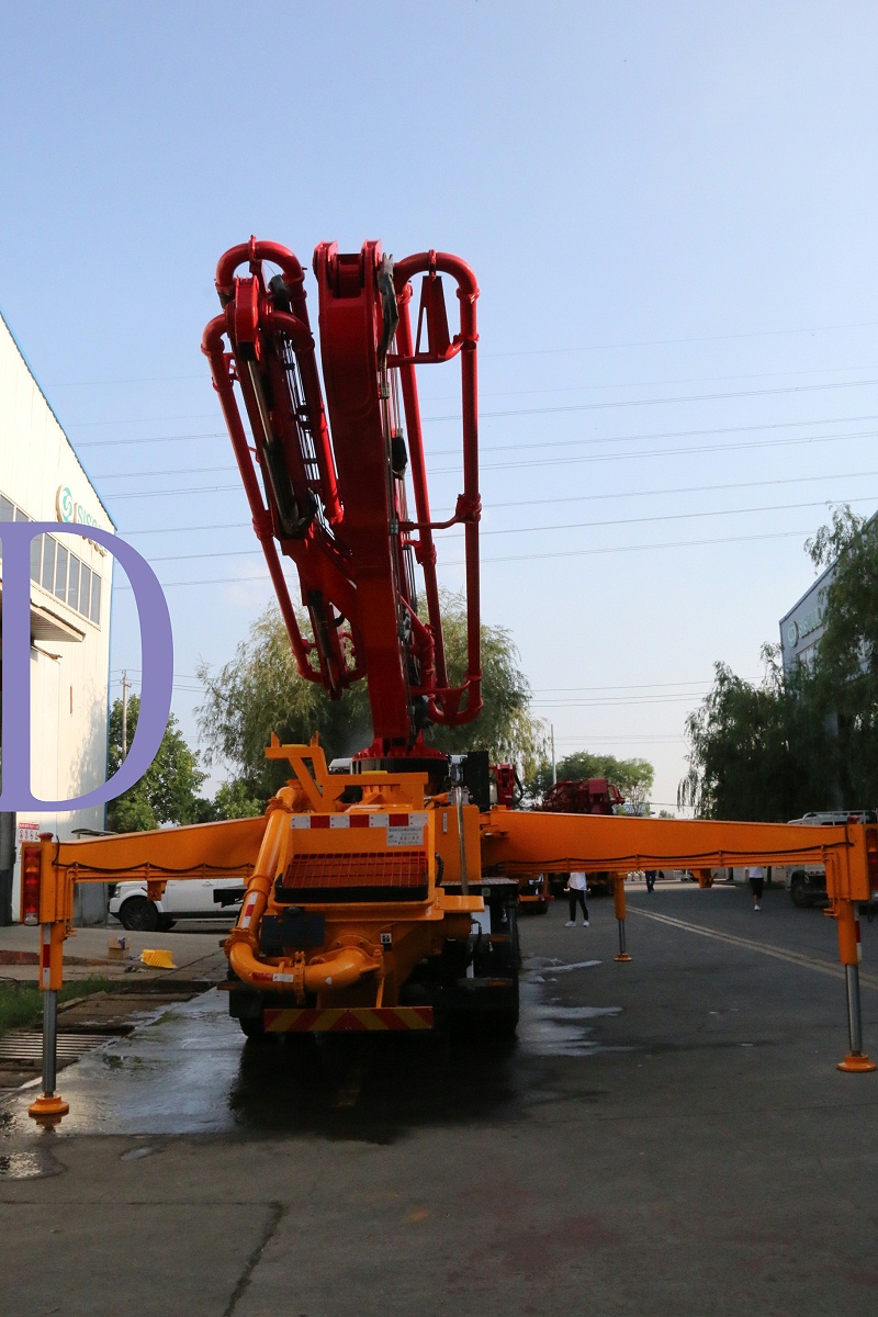 青島混凝土泵車(chē)價(jià)格 (7)