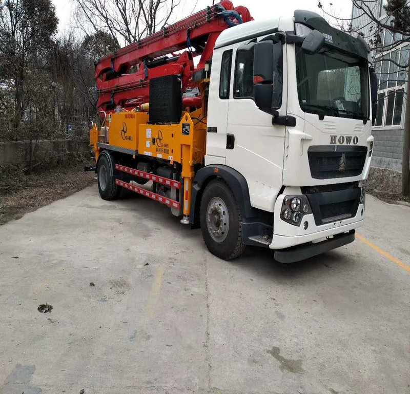 小型混凝土泵車，天泵，小型泵車