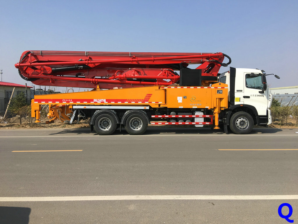 小型混凝土泵車，小型泵車，天泵，混凝土泵車
