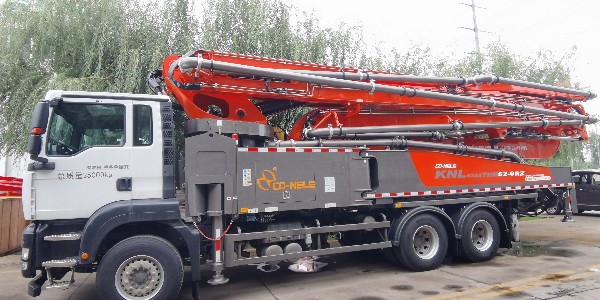 科尼樂(lè)汕德卡52米泵車