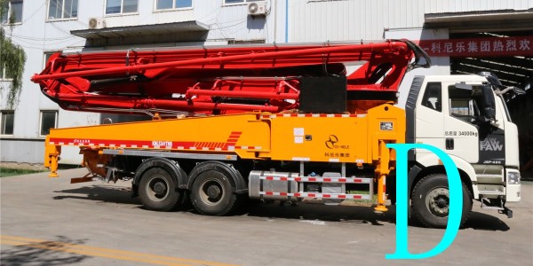 小型混凝土泵車軟管操作要注意的細節(jié)