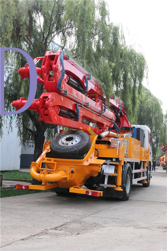 青島混凝土泵車(chē)價(jià)格 (4)