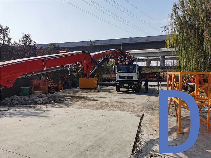 青島混凝土泵車價格 (62) 青島混凝土泵車價格 (62)