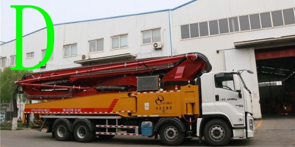 混凝土泵車發(fā)動(dòng)機(jī)工作裝置